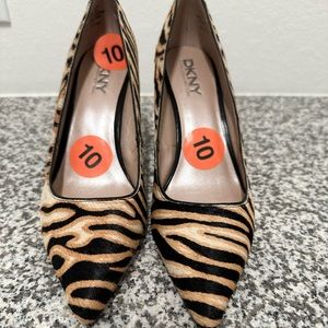 Size 10 DKNY Pump Heel